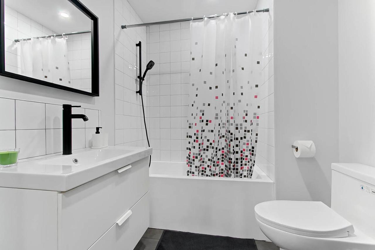 Les Appartements Du 300 Québec Exteriör bild
