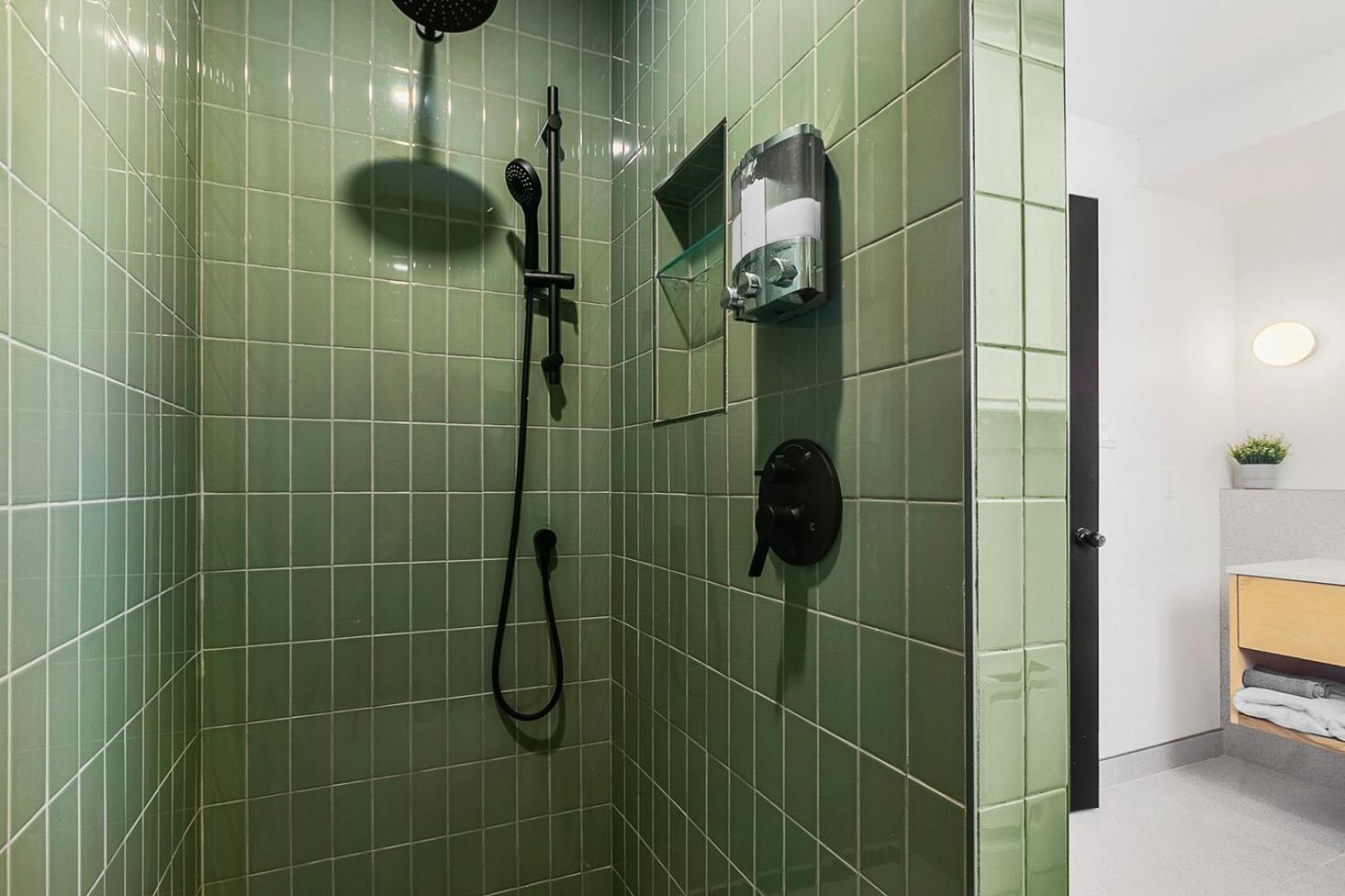 Les Appartements Du 300 Québec Exteriör bild